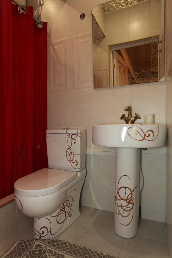 סוקהום Guest House Esma מראה חיצוני תמונה