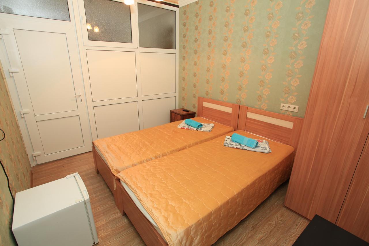 סוקהום Guest House Esma מראה חיצוני תמונה