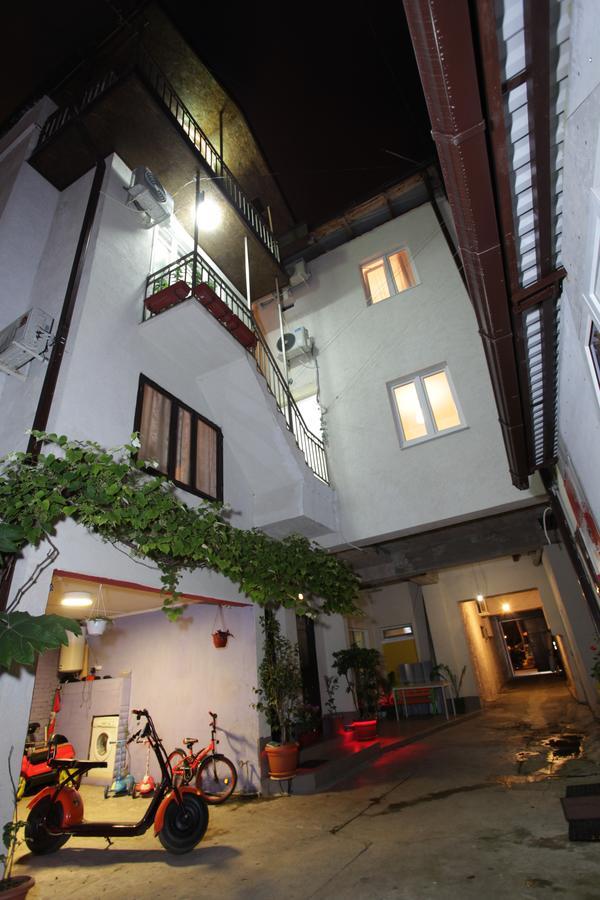סוקהום Guest House Esma מראה חיצוני תמונה